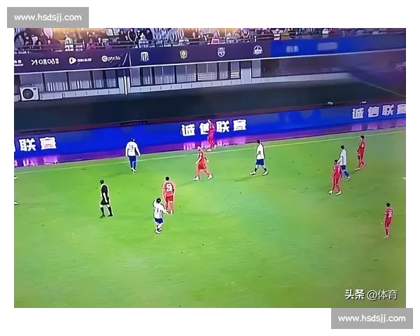 中超第 20 轮爆冷夜:争冠格局大乱,保级逆袭掀波澜 中超第 20 轮爆冷夜:争冠格局大乱,保级逆袭掀波澜